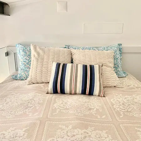 Cozy House With Private Terrace In Cascais * Alcabideche