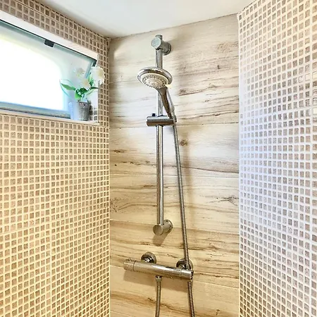 Apartment Cozy House With Private Terrace In Cascais