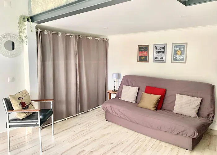 Cozy House With Private Terrace In Cascais Apartment *